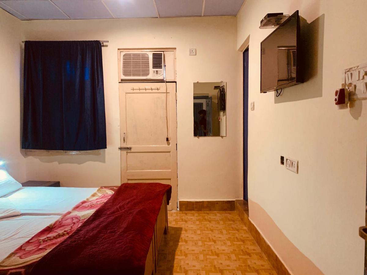 Vagabond Stay Hostel Варанасі Екстер'єр фото
