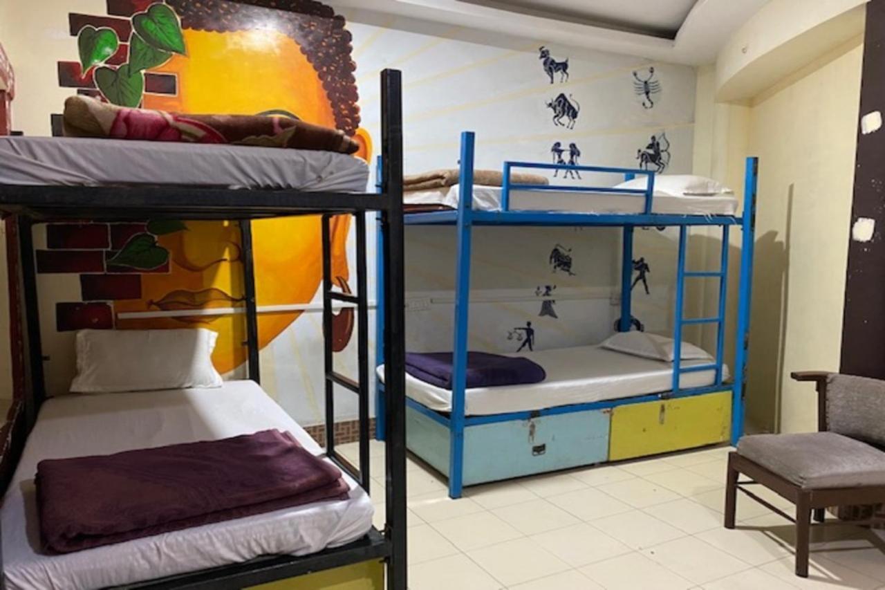 Vagabond Stay Hostel Варанасі Екстер'єр фото