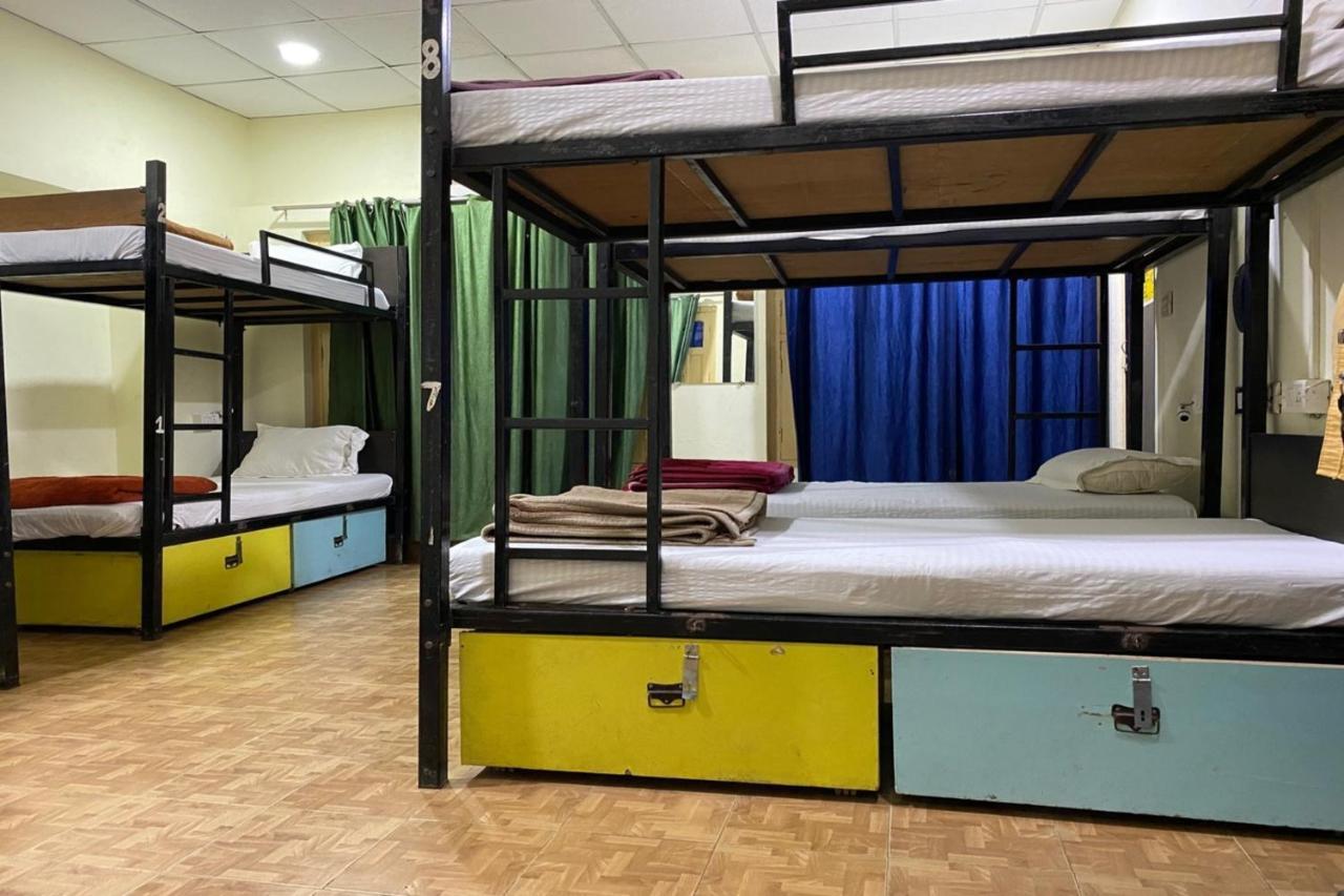Vagabond Stay Hostel Варанасі Екстер'єр фото