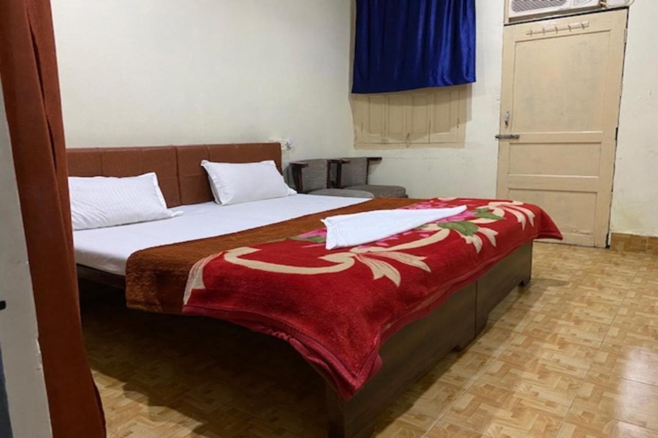 Vagabond Stay Hostel Варанасі Екстер'єр фото